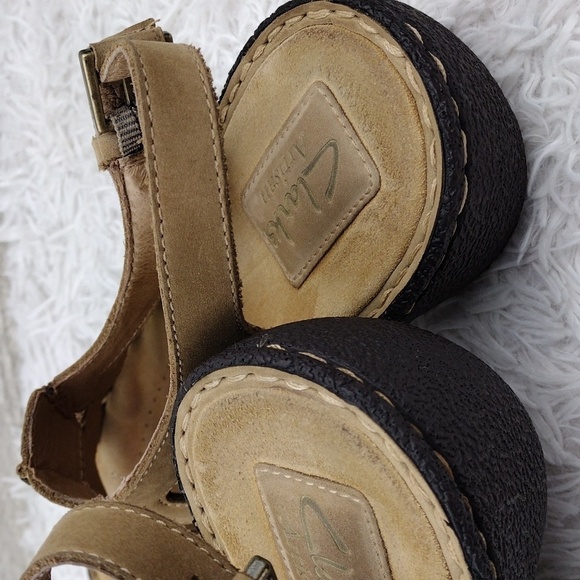 Clarks Artisan Active Air Tan Suede Leather  Open Toe Wedge Slingback Sandal - Picture 15 of 16